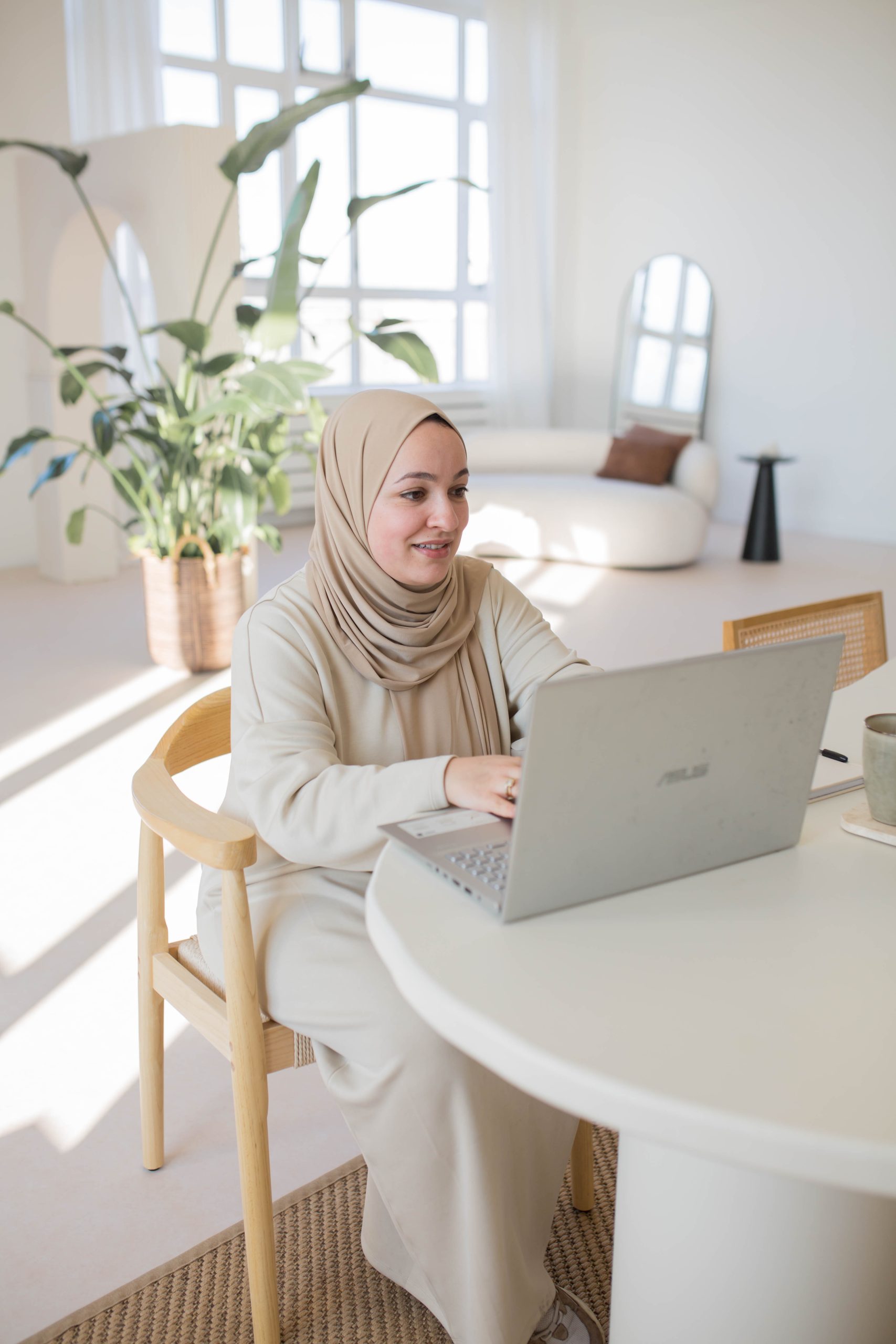 professioneel website laten maken vrouwelijke webdesigner
